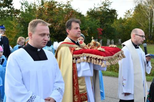 NAWIEDZENIA FIGURY ŚW. MICHAŁA ARCHANIOŁA Z GROTY OBJAWIEŃ NA GARGANO